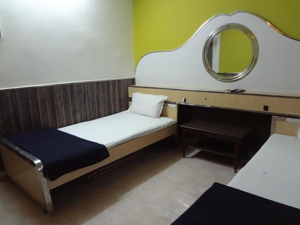 Hotel Happy Home Mumbai Eksteriør bilde