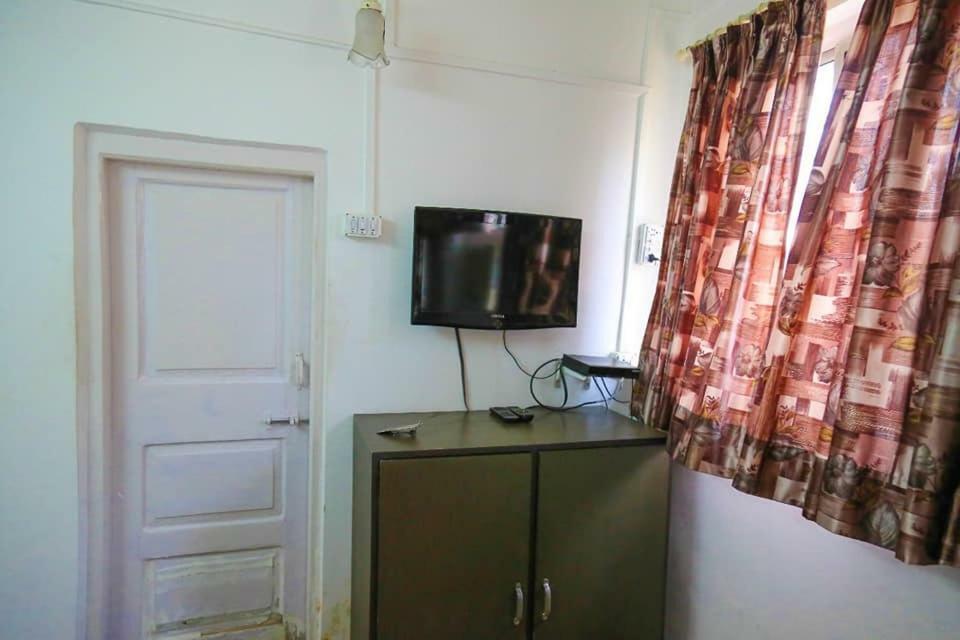 Hotel Happy Home Mumbai Eksteriør bilde